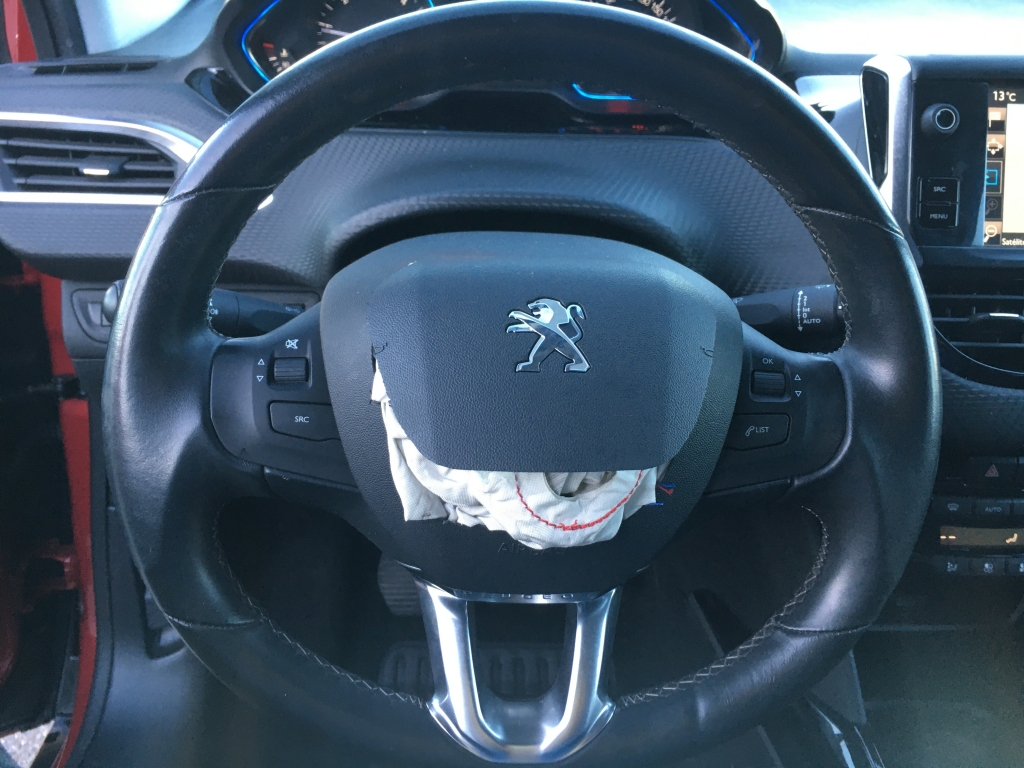 PEUGEOT 2008 1.6 HDI 120CV