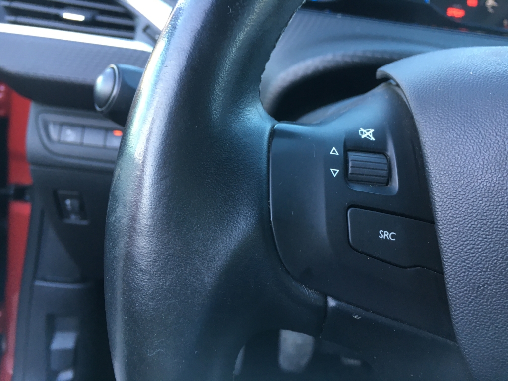 PEUGEOT 2008 1.6 HDI 120CV