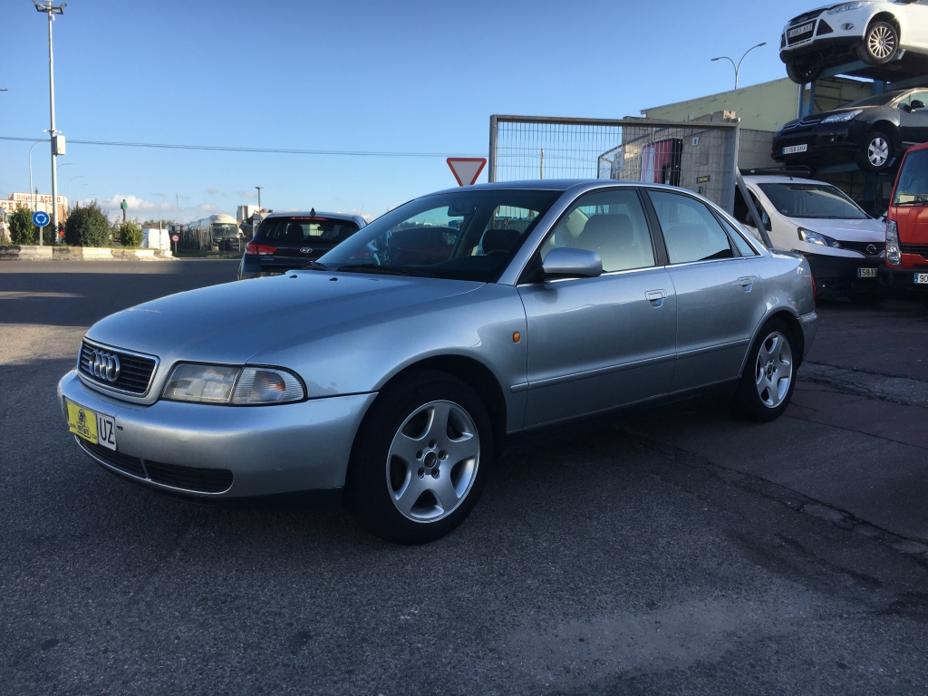 AUDI A-4 INY 2.8 193CV V6