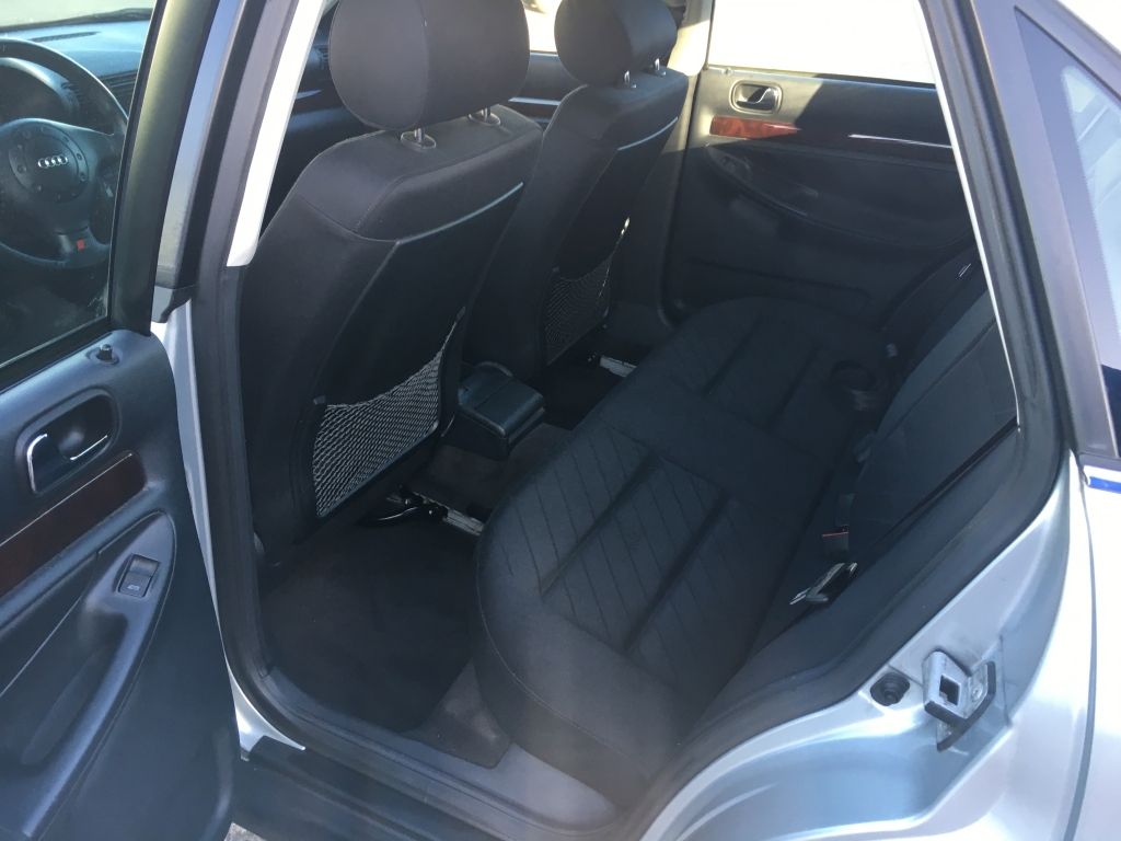 AUDI A-4 INY 2.8 193CV V6