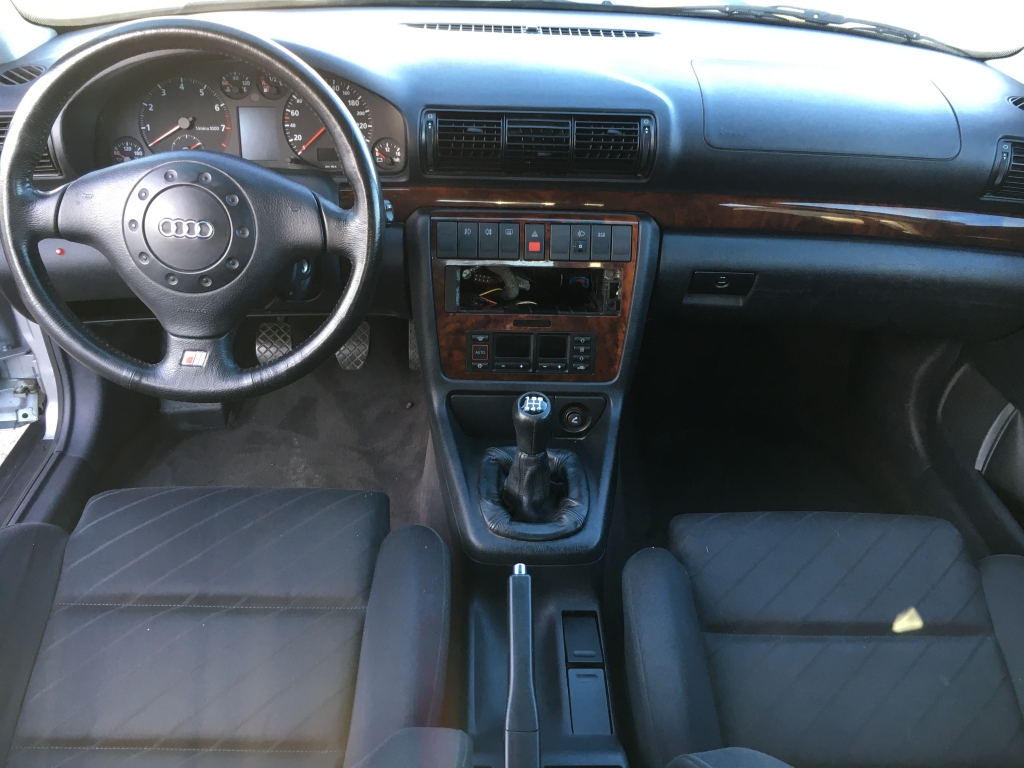 AUDI A-4 INY 2.8 193CV V6
