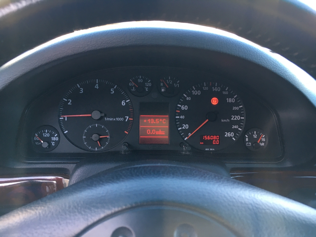 AUDI A-4 INY 2.8 193CV V6