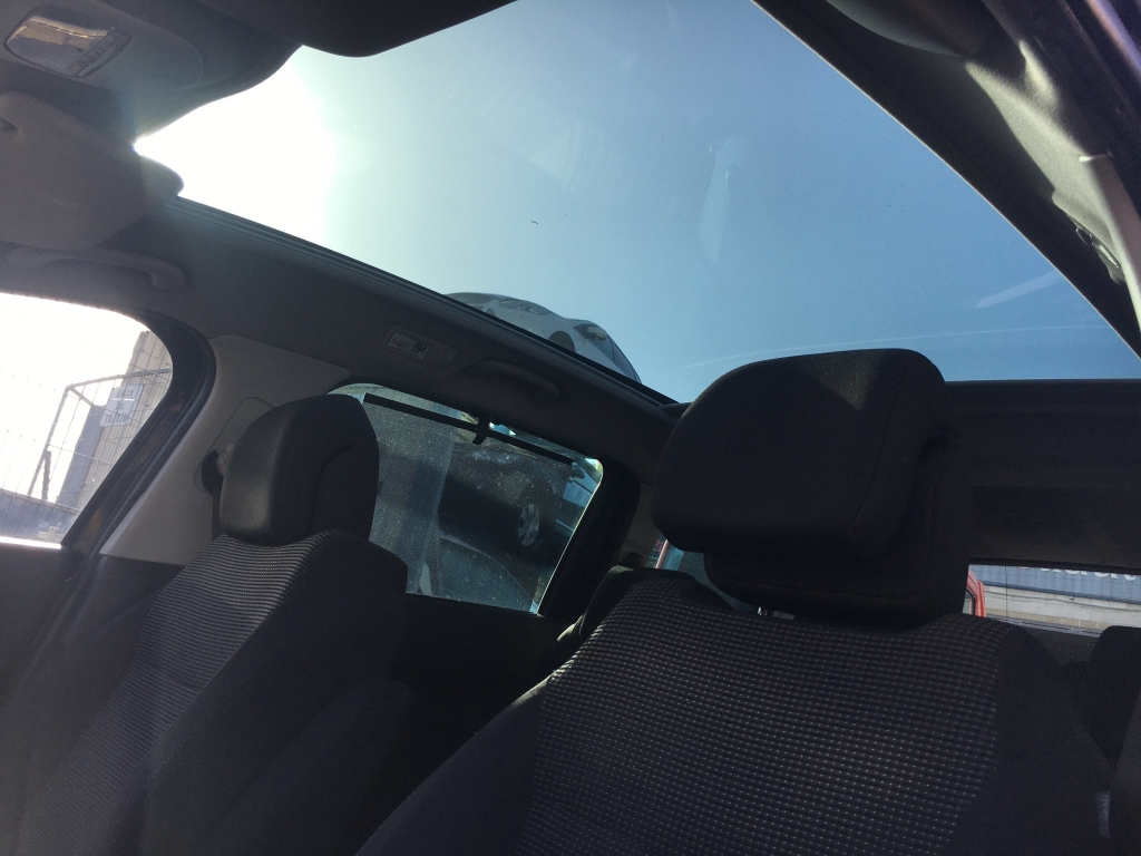PEUGEOT 5008 1.6 HDI 110CV 7 PLAZAS AUT