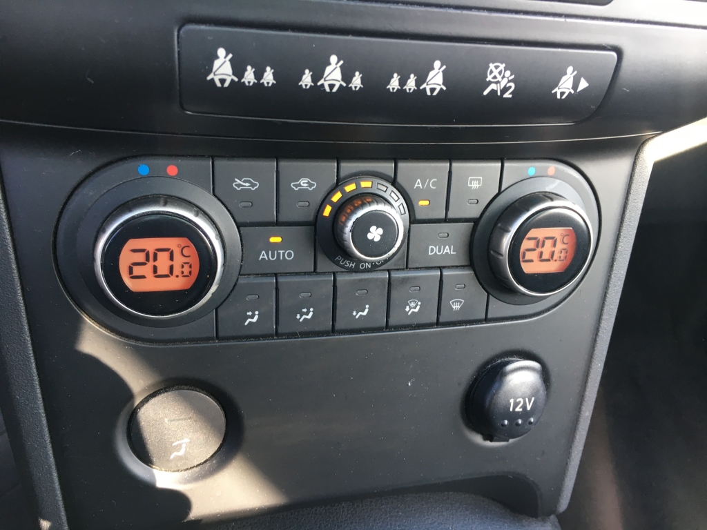 NISSAN QASHQAI 1.5 INY 141CV