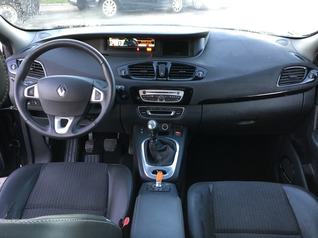 RENAULT GRAND SCENIC 1.6 DCI 130CV 7 PLAZAS