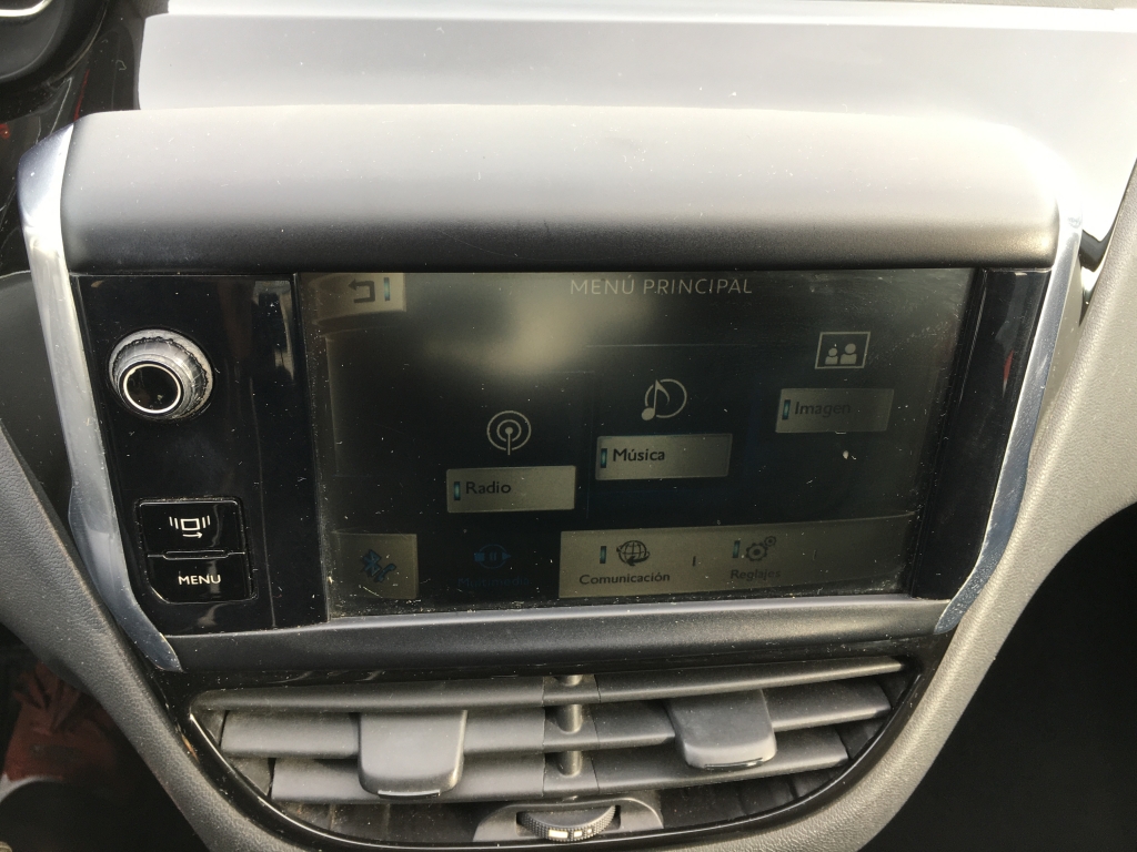 PEUGEOT 208 1.2 VTI 82 CV