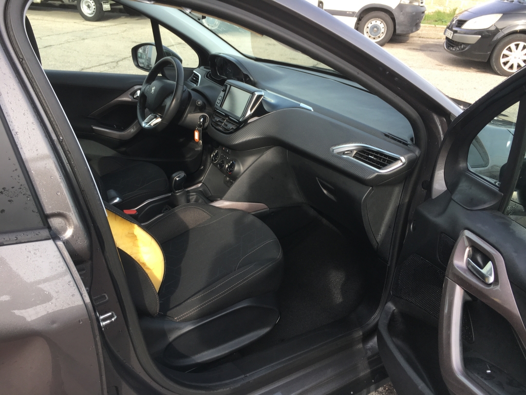 PEUGEOT 2008 ACT BLUE 1.6 HDI 100CV