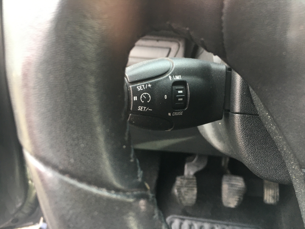 PEUGEOT 2008 ACT BLUE 1.6 HDI 100CV
