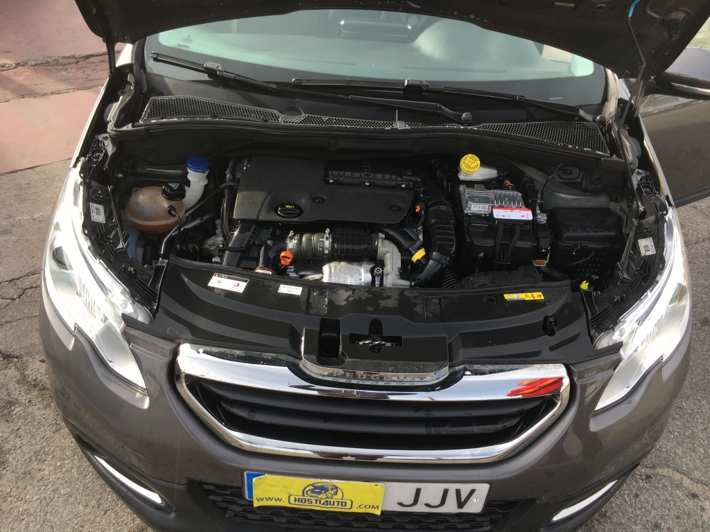PEUGEOT 2008 ACT BLUE 1.6 HDI 100CV