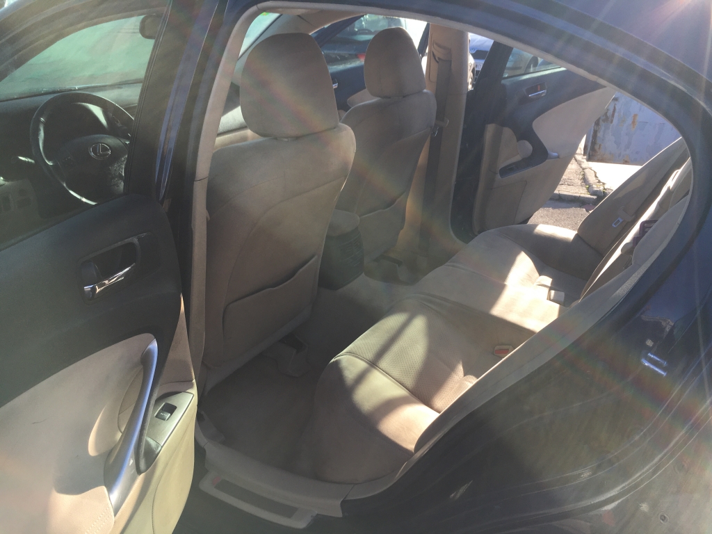 LEXUS IS 220 D4D 2.2 177CV