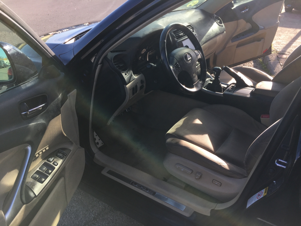 LEXUS IS 220 D4D 2.2 177CV