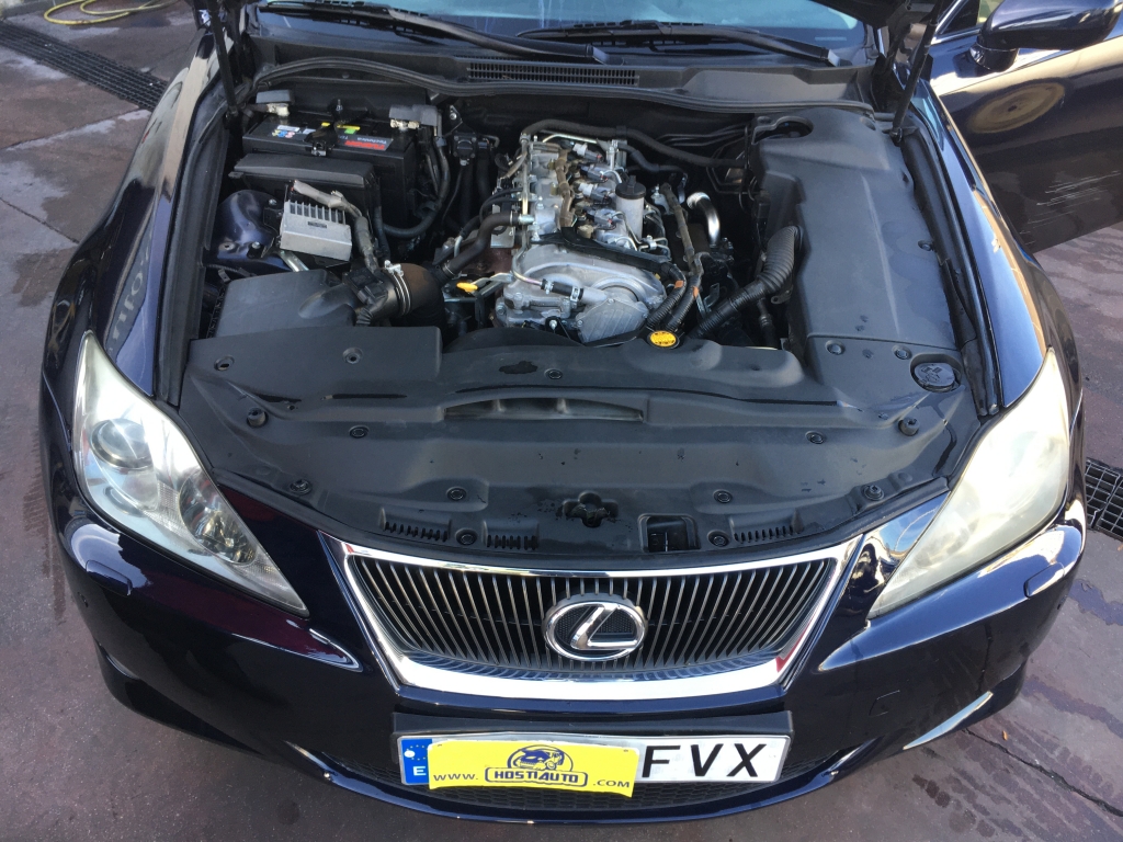 LEXUS IS 220 D4D 2.2 177CV
