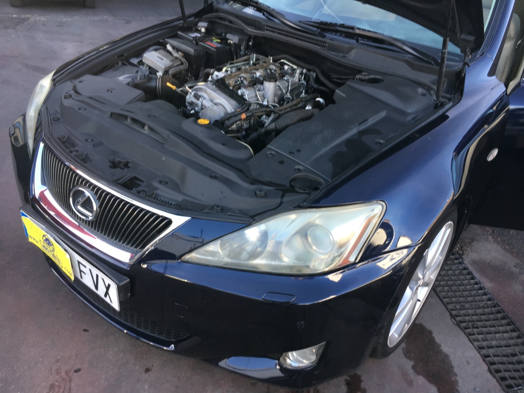 LEXUS IS 220 D4D 2.2 177CV