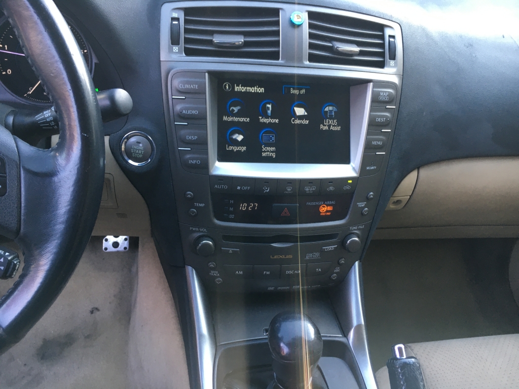 LEXUS IS 220 D4D 2.2 177CV