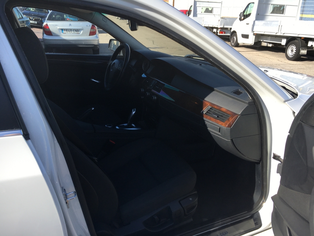 BMW 525 XD 3.0 D 197CV