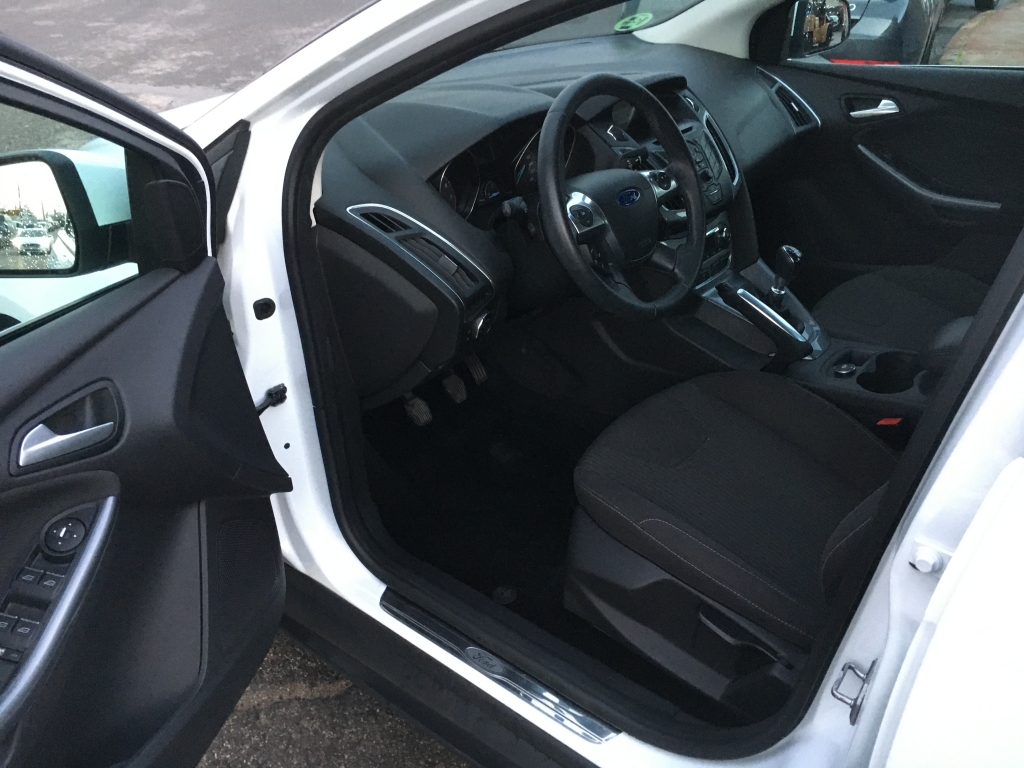 FORD FOCUS SEDAN 1.6 INY 150CV