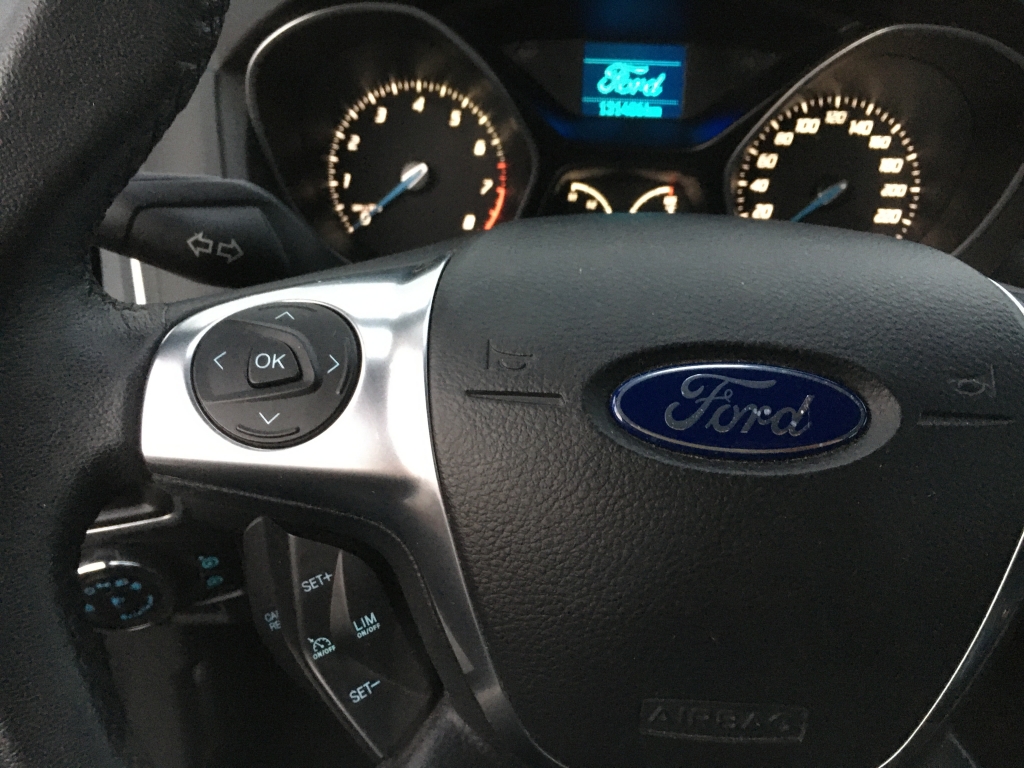 FORD FOCUS SEDAN 1.6 INY 150CV