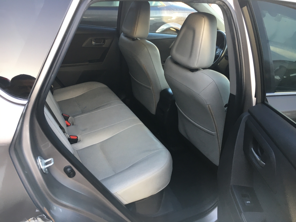 TOYOTA AURIS HIBRIDO Y GLP 1.8 136CV AUT