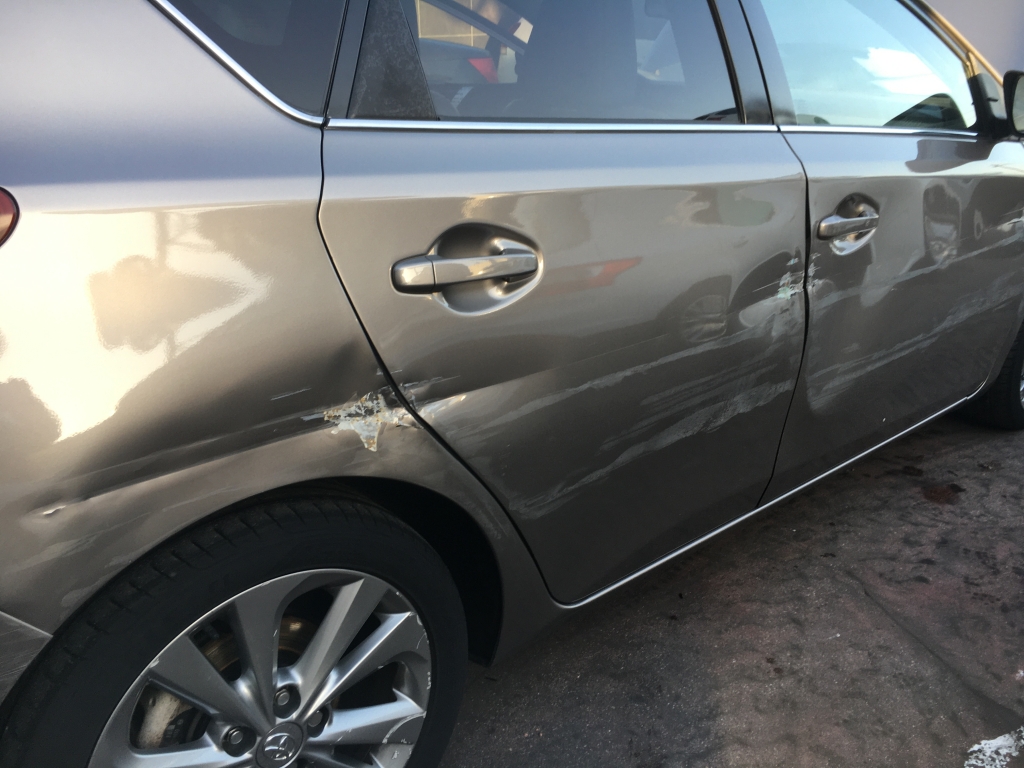 TOYOTA AURIS HIBRIDO Y GLP 1.8 136CV AUT