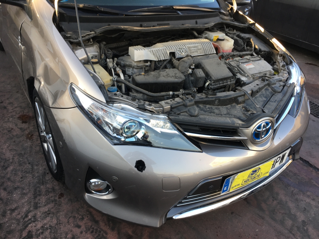 TOYOTA AURIS HIBRIDO Y GLP 1.8 136CV AUT
