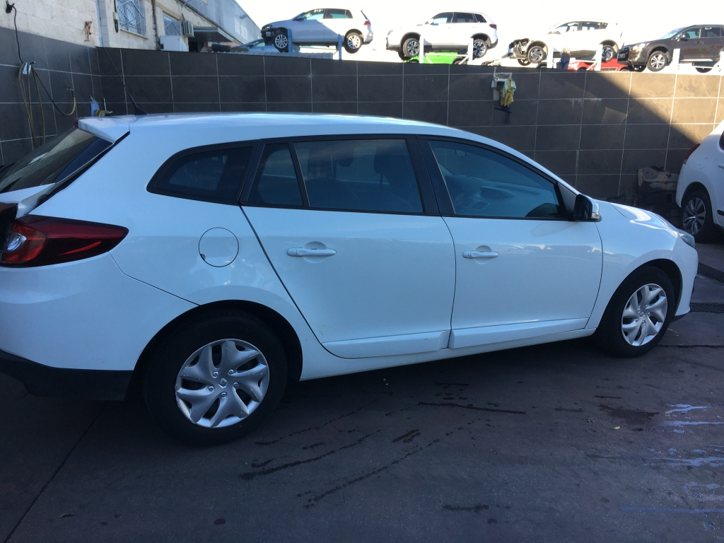 RENAULT MEGANE SPORT TOURER 1.5 DCI 95CV