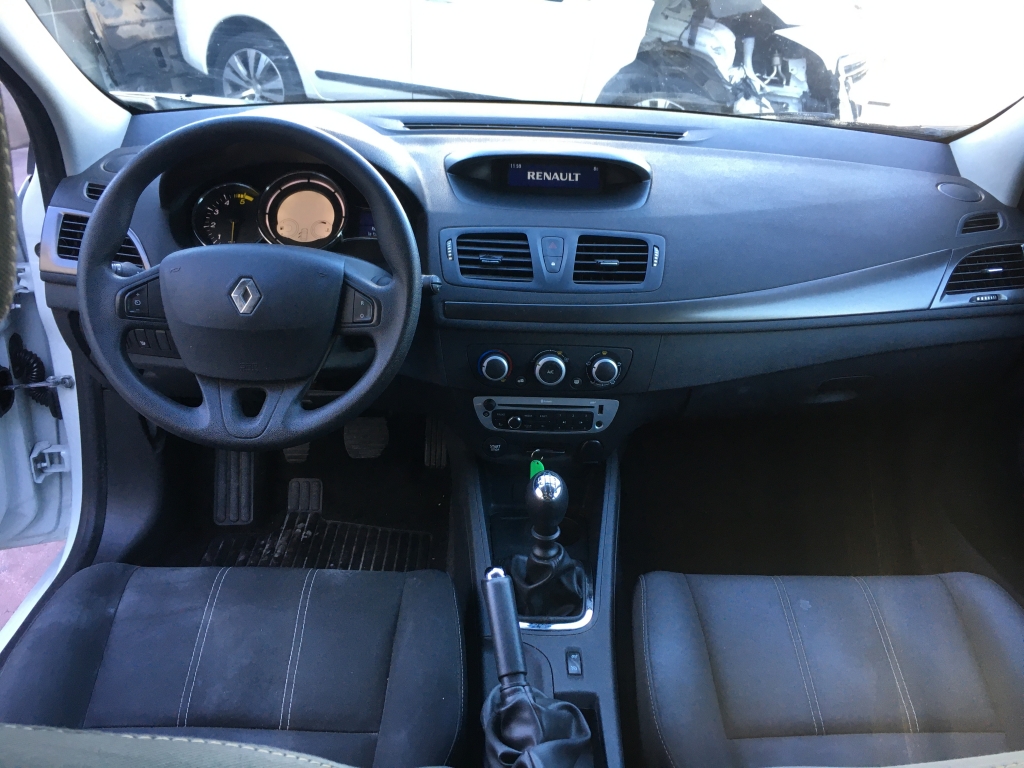 RENAULT MEGANE SPORT TOURER 1.5 DCI 95CV