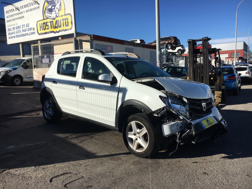 DACIA SANDERO STEPWAY 900CC INY 90CV