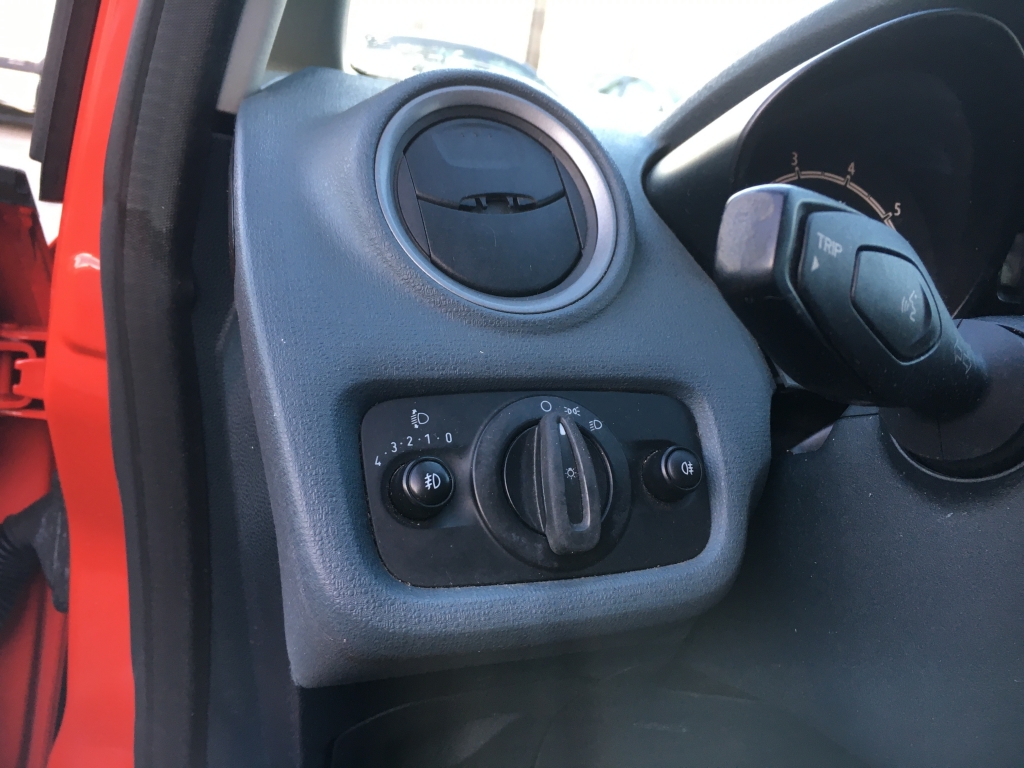 FORD FIESTA 1.2 INY 82CV