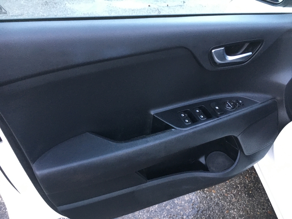 KIA RIO 1.0 GDI 100CV