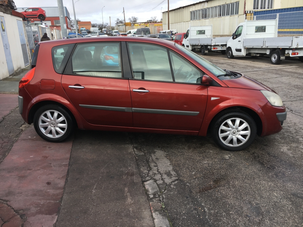 RENAULT SCENIC 1.5 DCI 106CV