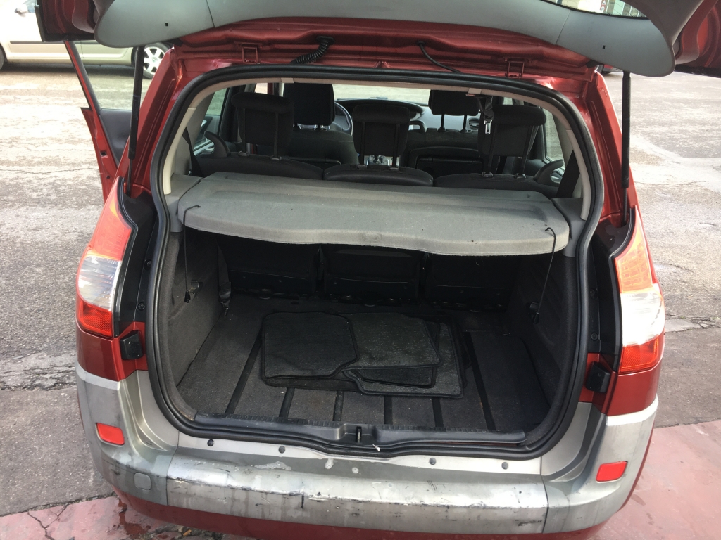 RENAULT SCENIC 1.5 DCI 106CV