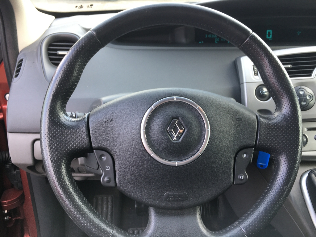 RENAULT SCENIC 1.5 DCI 106CV