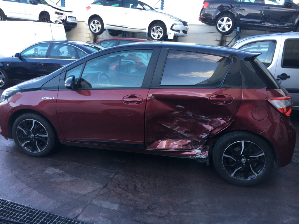 TOYOTA YARIS 1.5 HIBRIDO 100CV AUT