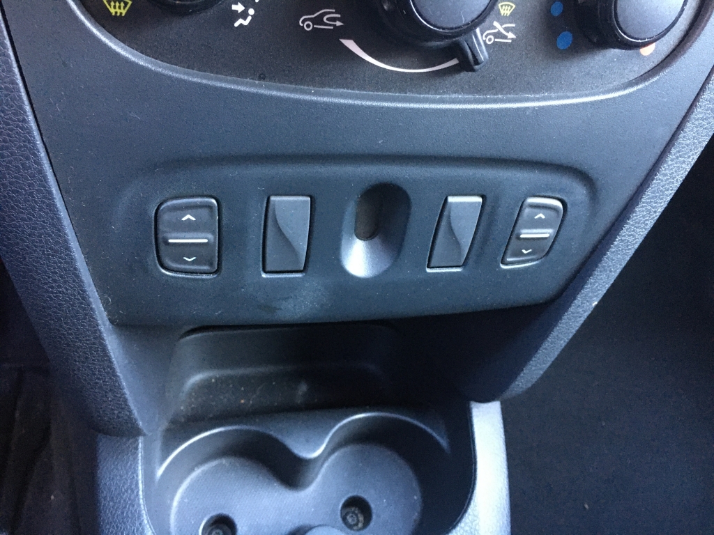 DACIA SANDERO STEPWAY 900CC INY 90CV
