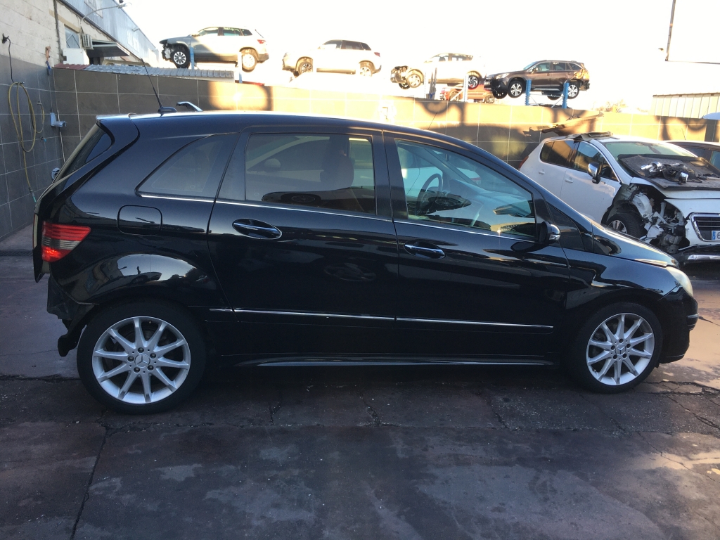 MERCEDES BENZ B-200 2.0 INY 193CV AUT