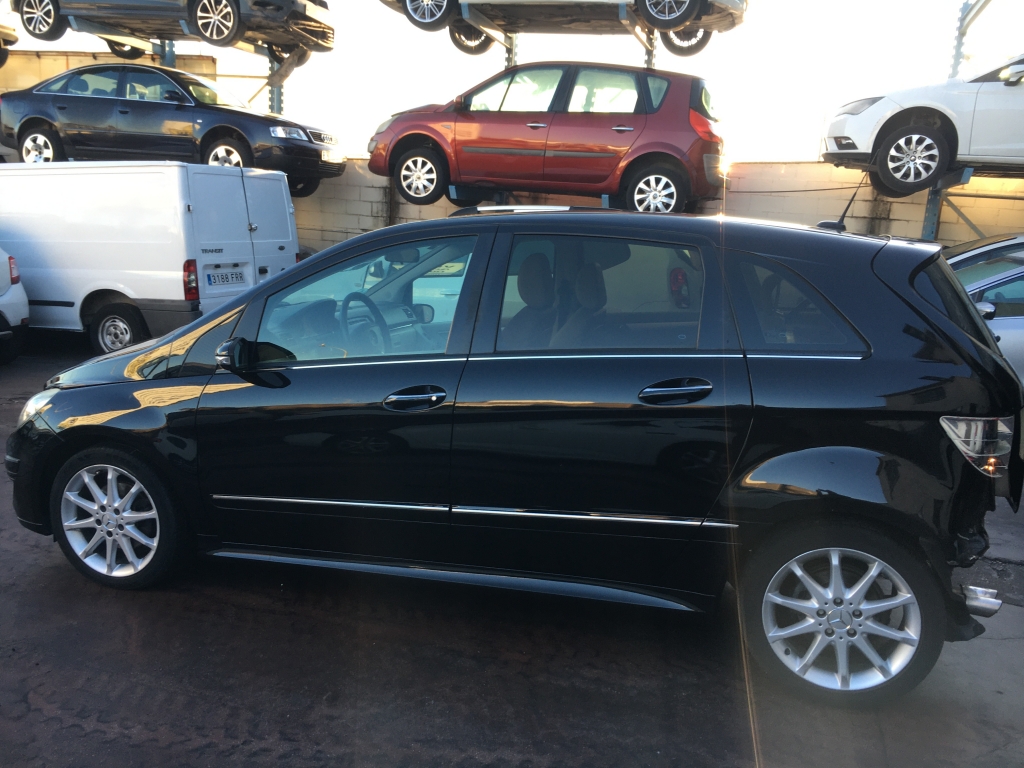 MERCEDES BENZ B-200 2.0 INY 193CV AUT