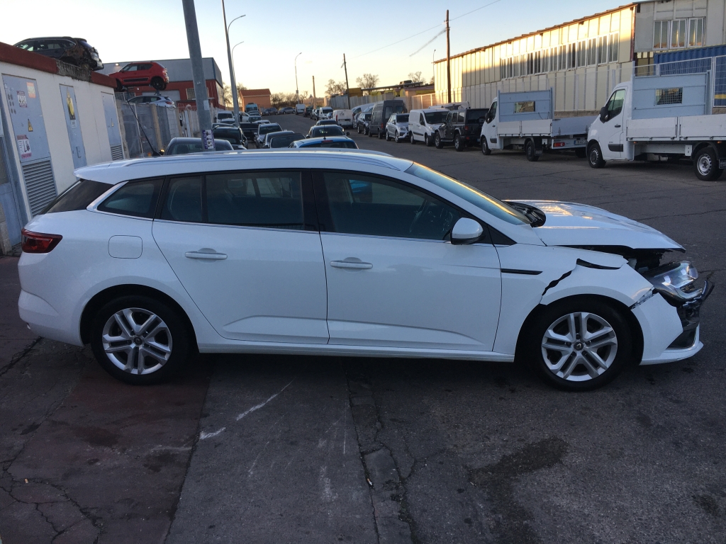 RENAULT MEGANE SPORT TOURER 1.5 DCI 110CV