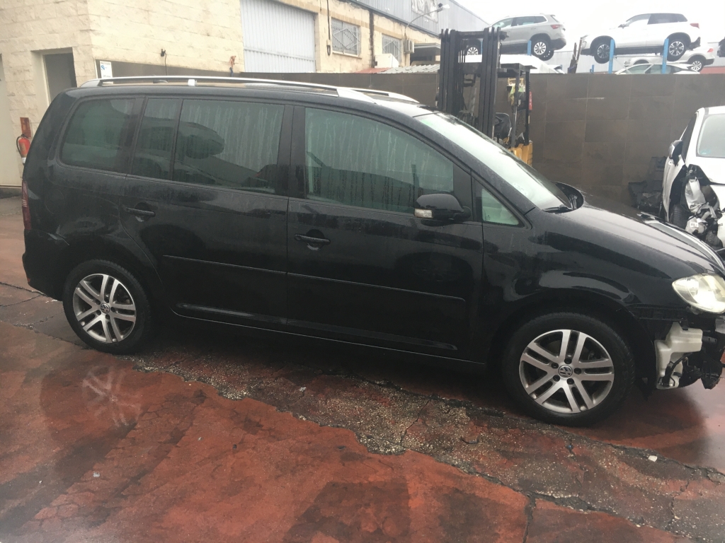 VOLKSWAGEN TOURAN 1.9 TDI 105CV 