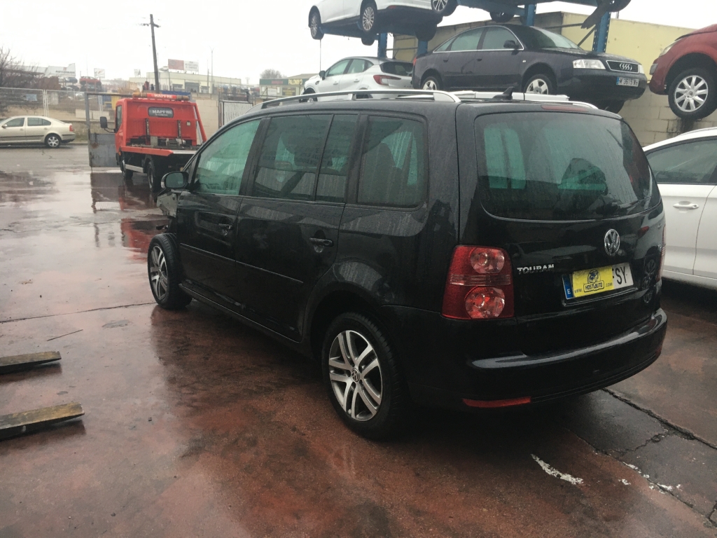 VOLKSWAGEN TOURAN 1.9 TDI 105CV 