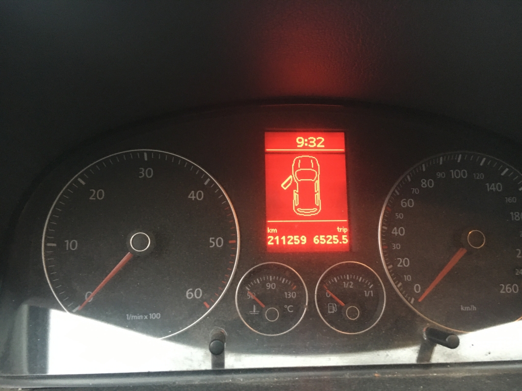 VOLKSWAGEN TOURAN 1.9 TDI 105CV 