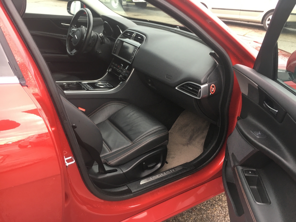 JAGUAR XE 2.0 D 180CV AUT