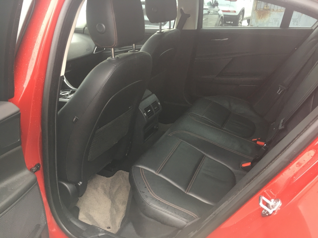 JAGUAR XE 2.0 D 180CV AUT