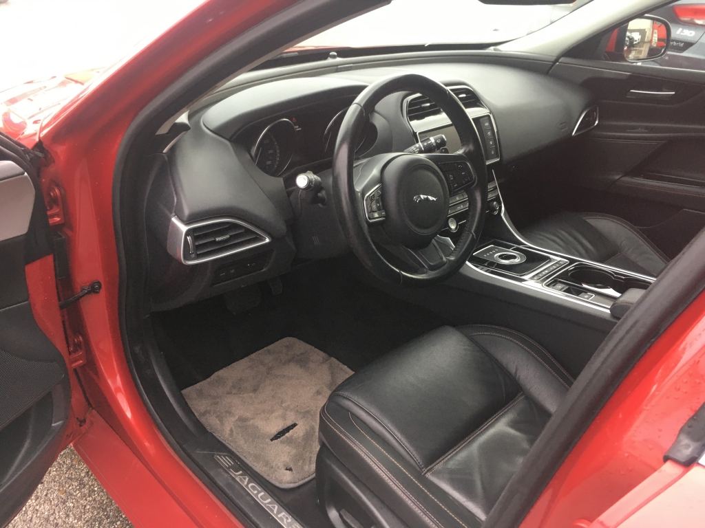 JAGUAR XE 2.0 D 180CV AUT