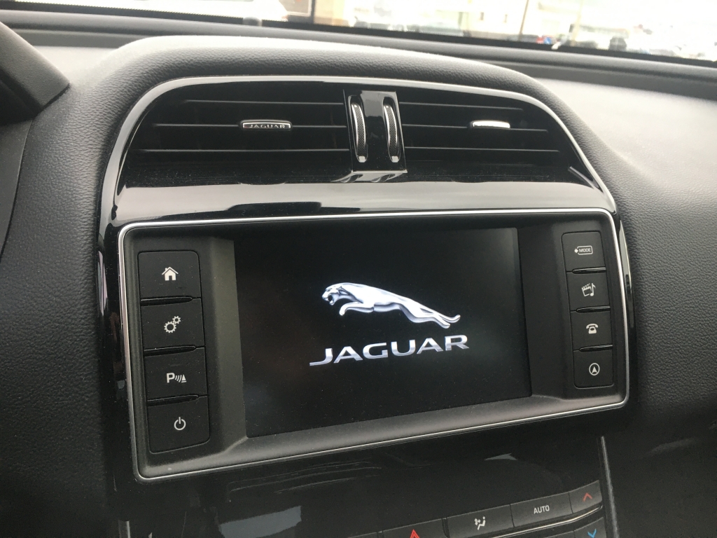 JAGUAR XE 2.0 D 180CV AUT