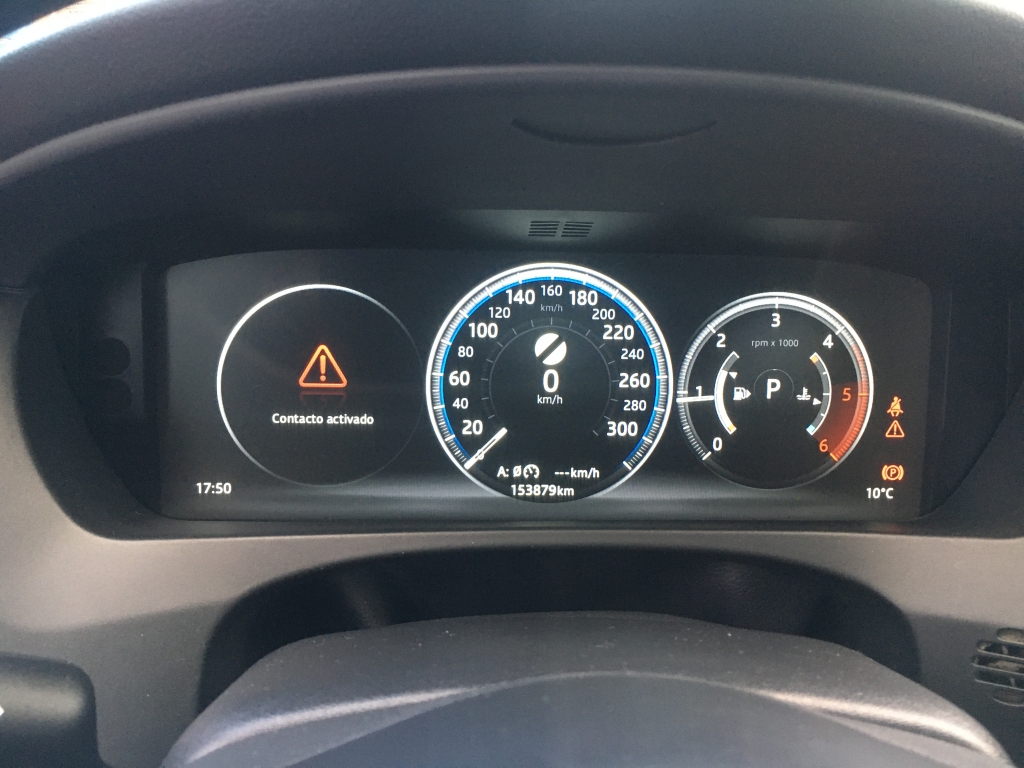 JAGUAR F-PACE 2.0 D 180CV AUT JAGUAR F-PACE 2.0 D 180CV AUT