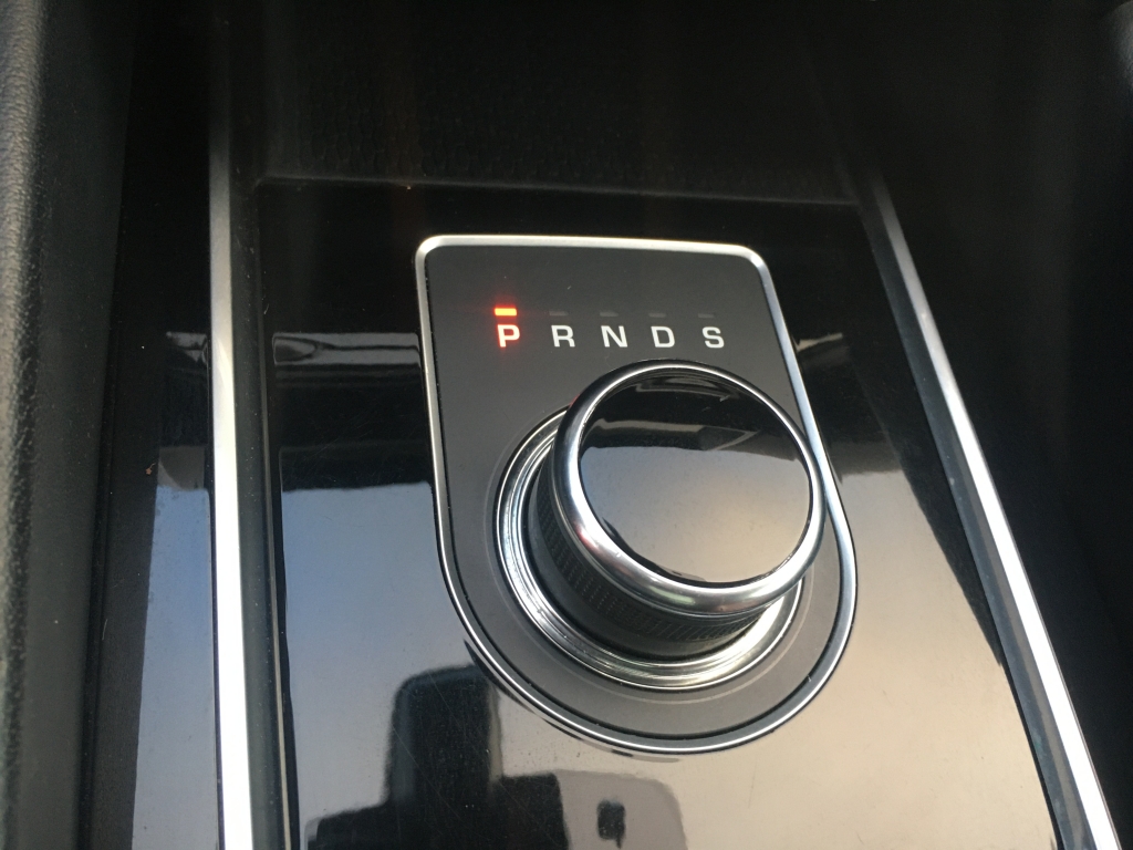 JAGUAR F-PACE 2.0 D 180CV AUT JAGUAR F-PACE 2.0 D 180CV AUT