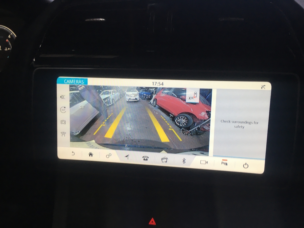 JAGUAR F-PACE 2.0 D 180CV AUT JAGUAR F-PACE 2.0 D 180CV AUT