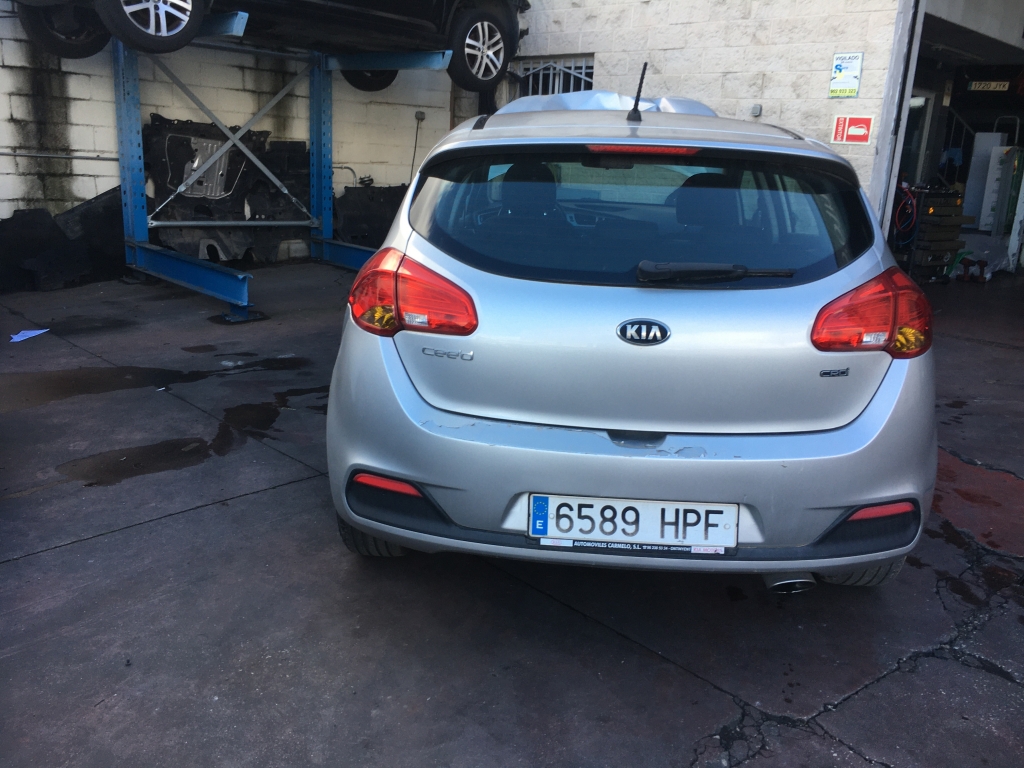 KIA CEED 1.4 CRDI 90CV KIA CEED 1.4 CRDI 90CV