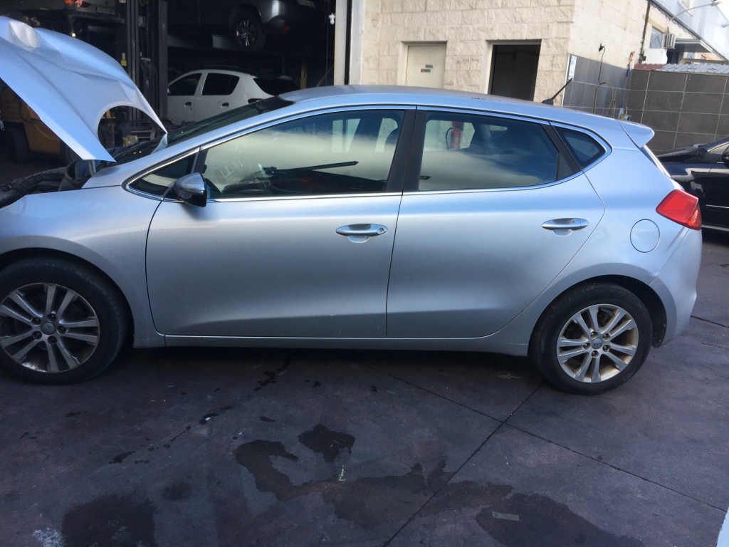 KIA CEED 1.4 CRDI 90CV KIA CEED 1.4 CRDI 90CV