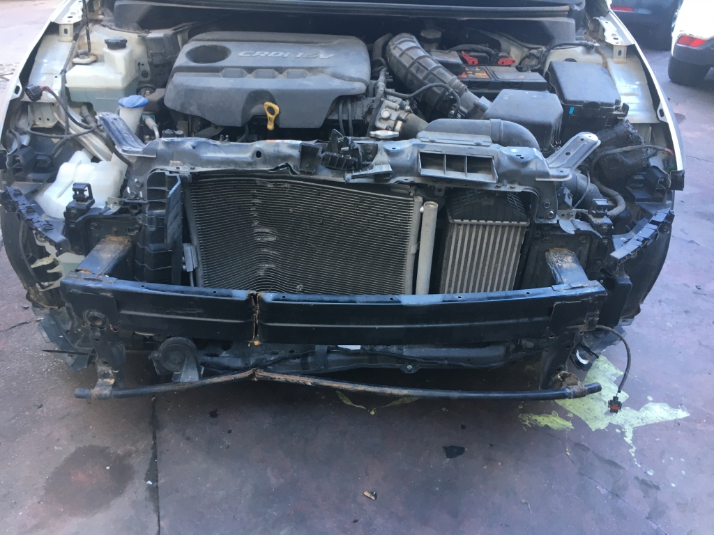 KIA CEED 1.4 CRDI 90CV KIA CEED 1.4 CRDI 90CV